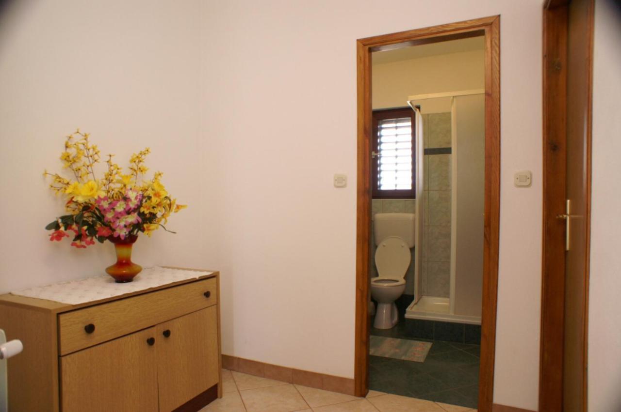 Apartments With A Parking Space Lun, Pag - 4062 Lun  Exterior foto
