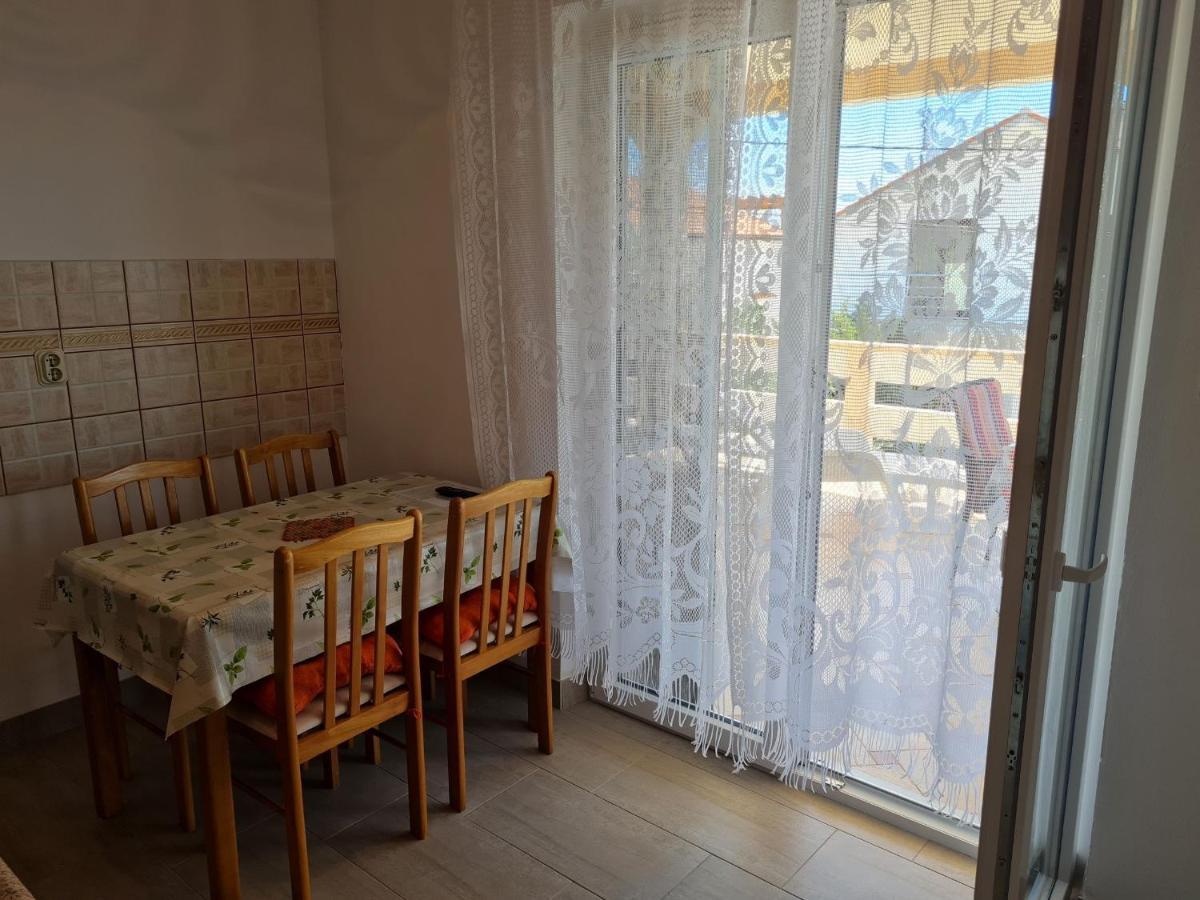 Apartments With A Parking Space Lun, Pag - 4062 Lun  Exterior foto